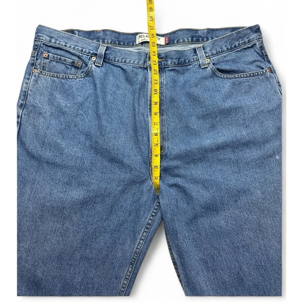 Levi's 550 Men's Relaxed Fit Jeans | 100% Cotton Straight Leg Denim | Size 46x30